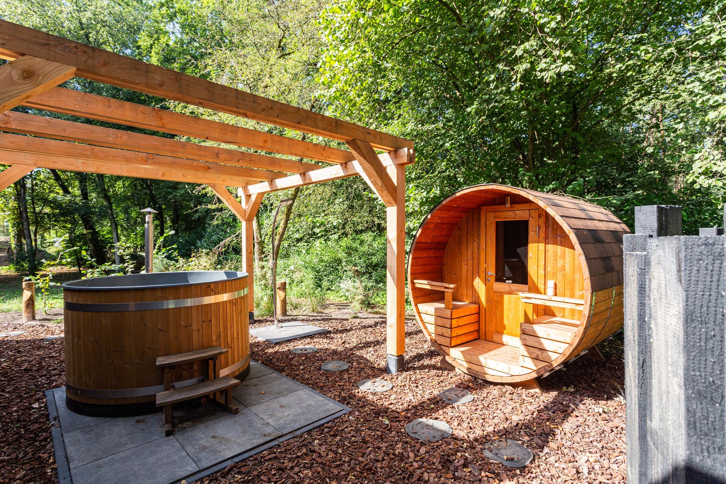 Residence Lage Vuursche - Lodge Royal Eco 4 persons wellness hot tub - Exterior - 6