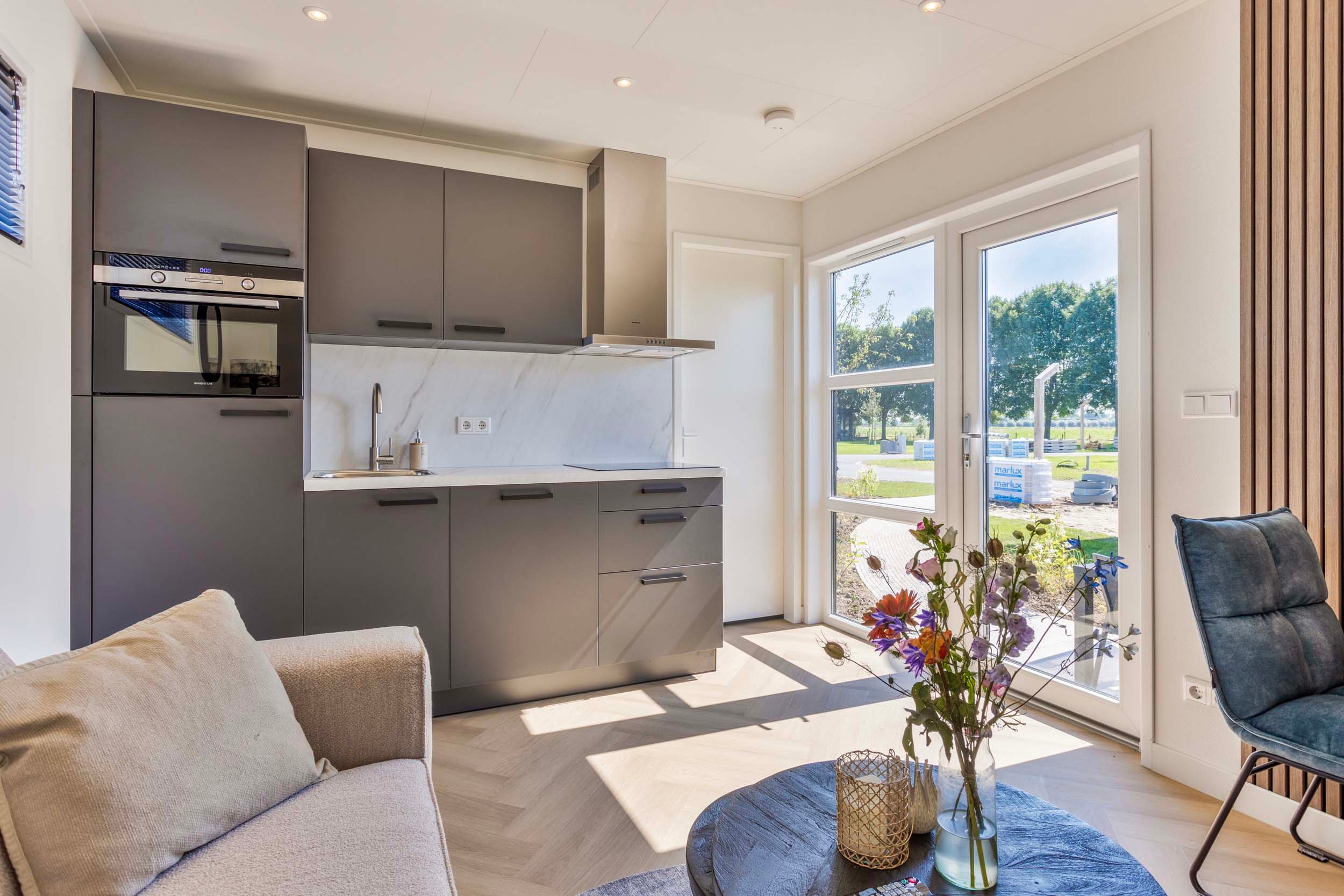 Resort Lexmond - Tiny House type B 3 persons - Interior - Kitchen - 2
