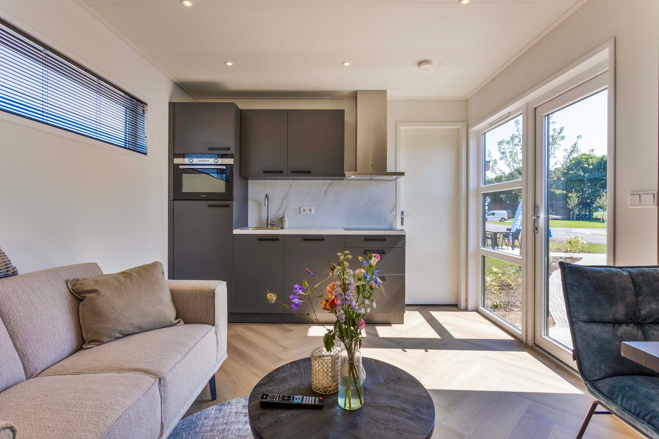 Resort Lexmond - Tiny House type B 3 persons - Interior - Kitchen - 3