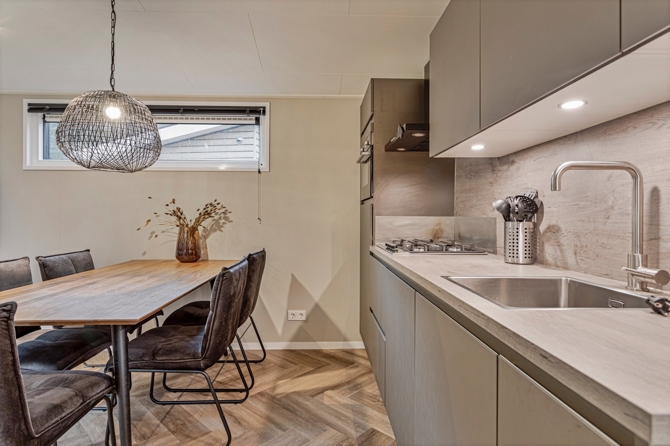 Resort Veluwe - Silva 5 persons - 48 - Interior - Living room - Zibber - 4