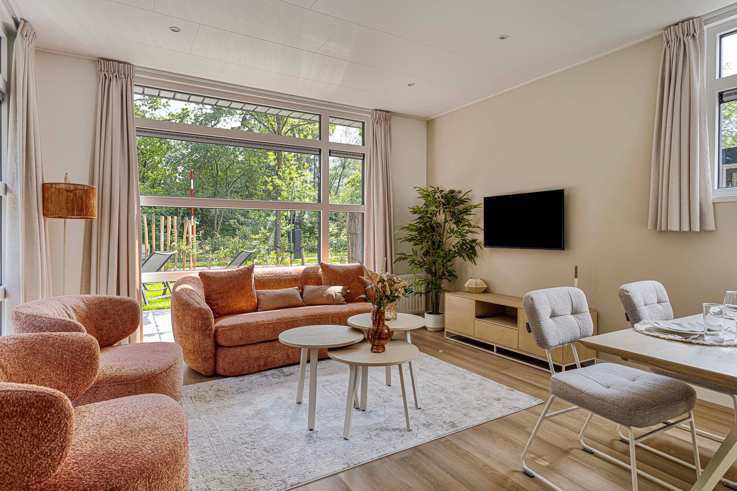 Resort de Brabantse Kempen - Bosvlucht 4 persons - 228 - Interior - Living room - 1